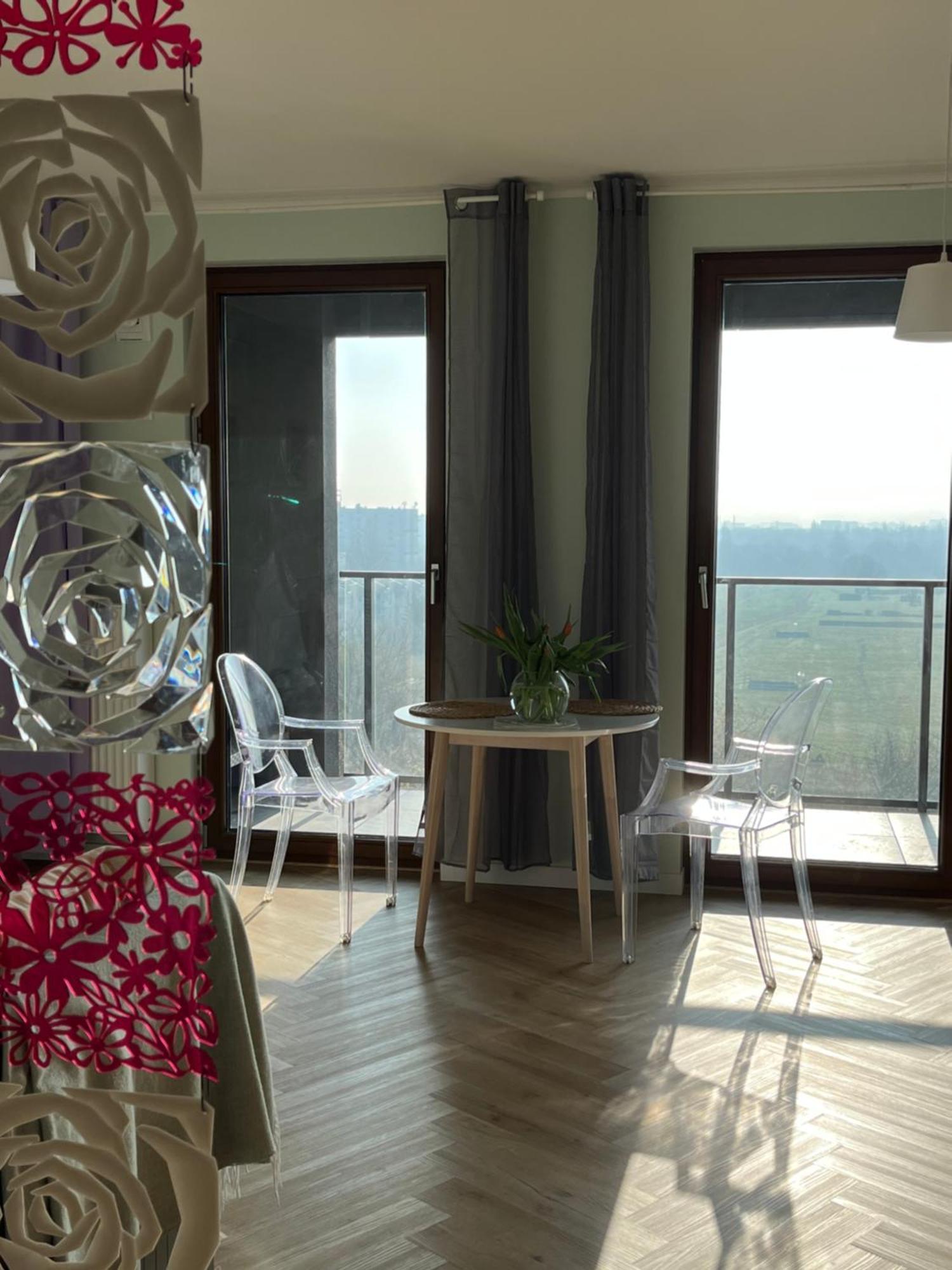 Warsaw Airport Wyscigi - City And Green View Apartment With Underground Garage 外观 照片